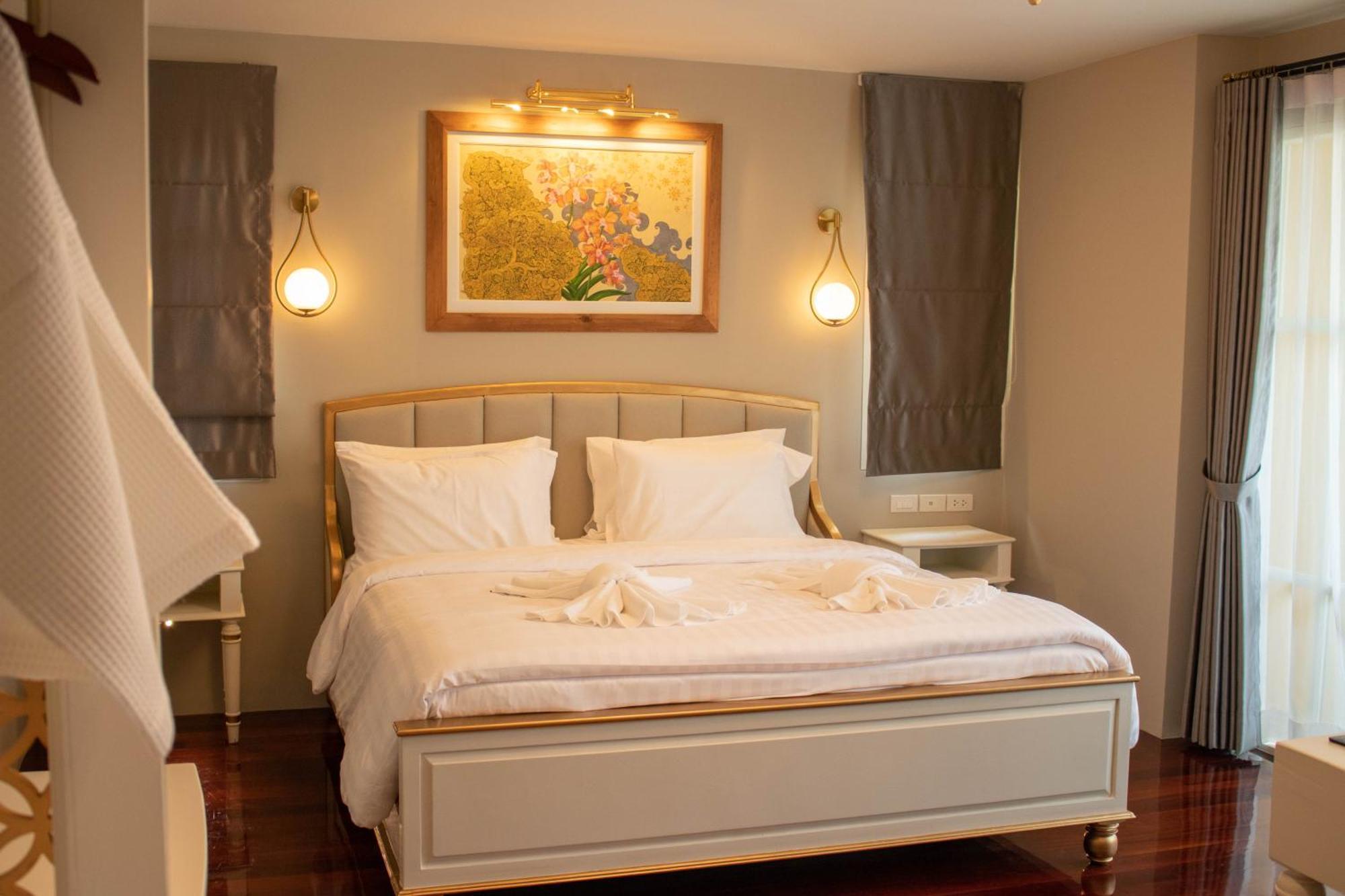 Siri Grand Bangkok Hotel Экстерьер фото